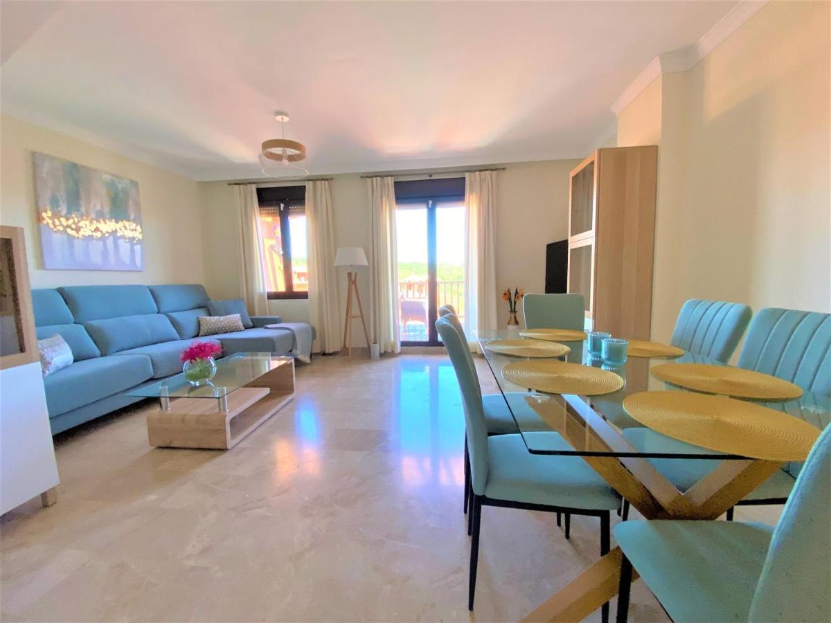 Sea View Penthouse Apartment With Hot Tub - Casa Bella Vista, Buenas Noches , Estepona Eksteriør bilde